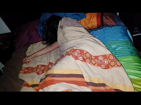 ❤️ Figliastro che rimprovera la sua giovane matrigna mentre lei dorme ❤ Porno fatto in casaal it.xxxgr.ru ❌